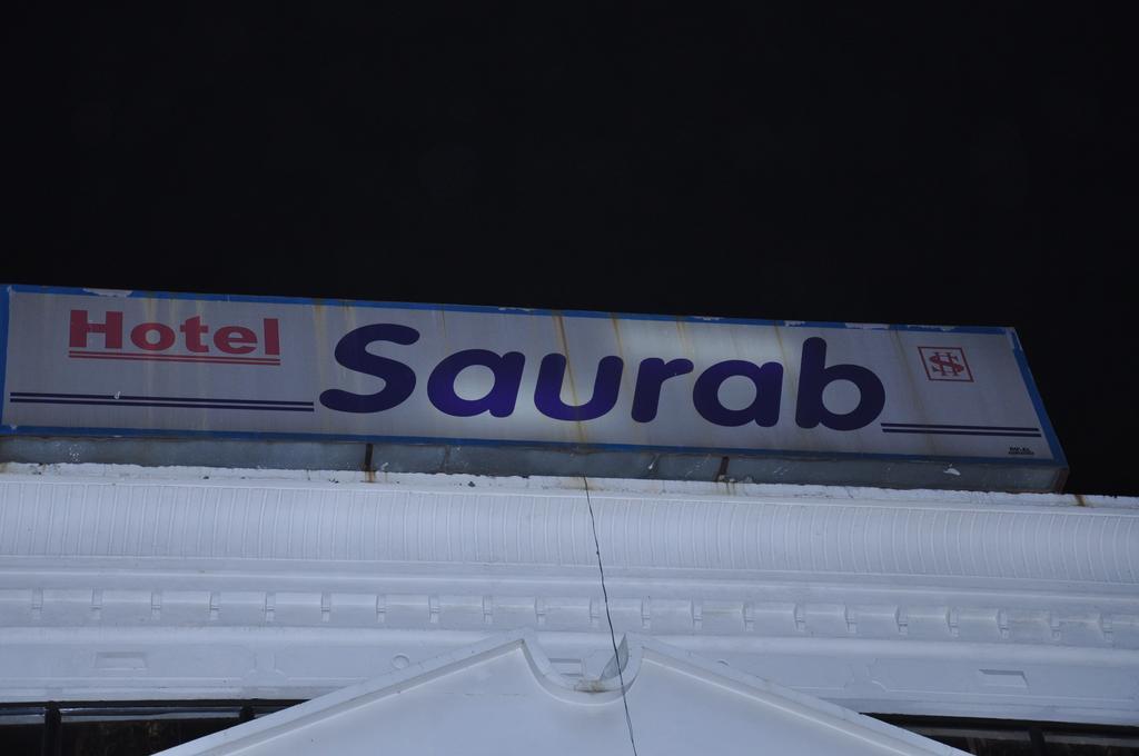 Hotel Saurab Dehradun Eksteriør billede