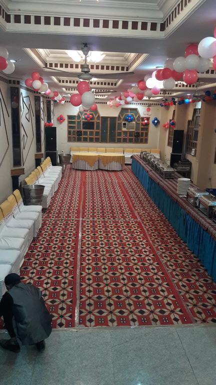 Hotel Saurab Dehradun Eksteriør billede