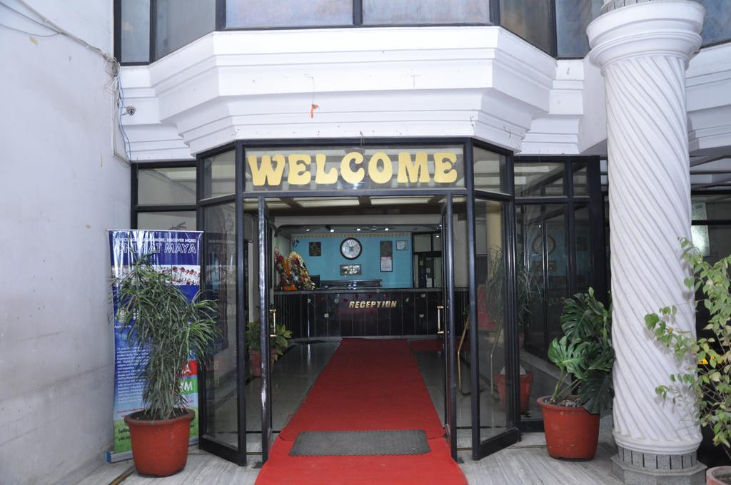 Hotel Saurab Dehradun Eksteriør billede